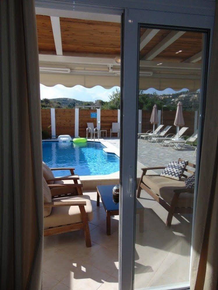 Villa Campos- Less Than 5-Min Walk To Kalivaki Beach Georgioupoli Buitenkant foto